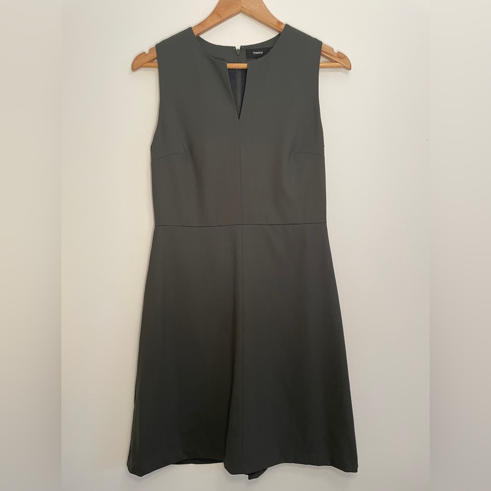 Theory Miyana Dress - New with Tags - Split Neck A-Line - Size 4 - Dark Green